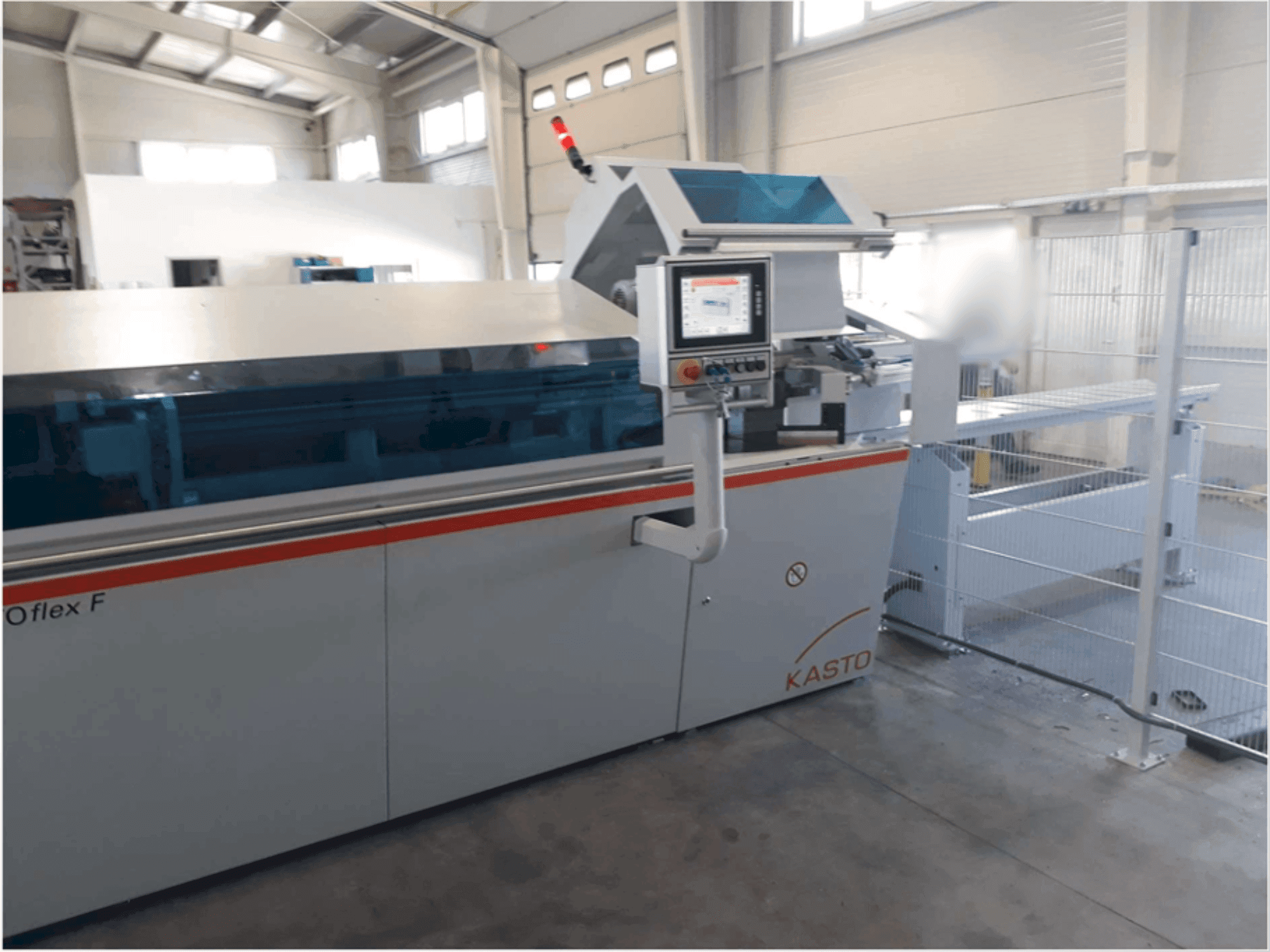 Front view of KASTO flex F  machine