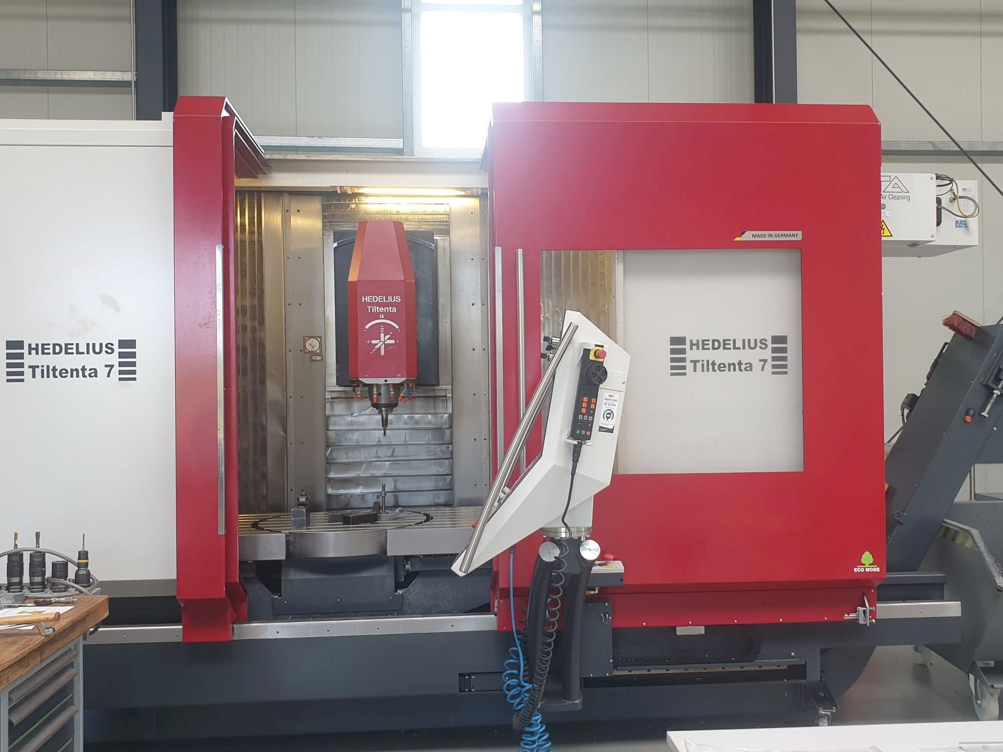 Front view of HEDELIUS Tiltenta 7 machine