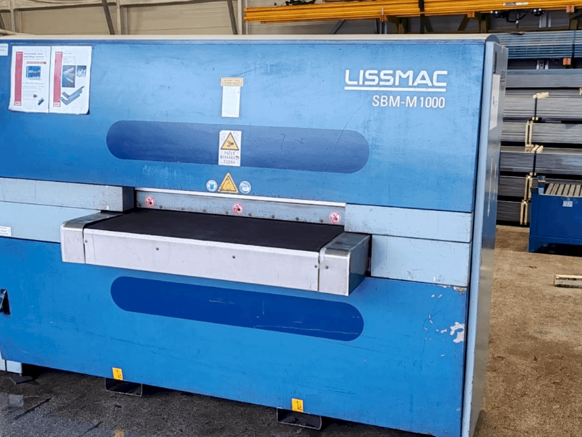 Front view of LISSMAC SBM-M 1000 B2  machine