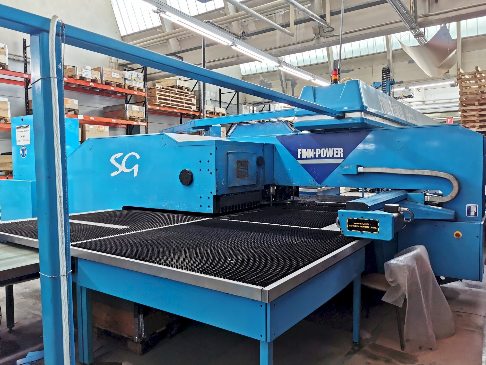 Front view of Finn-Power RS 1000/38 machine