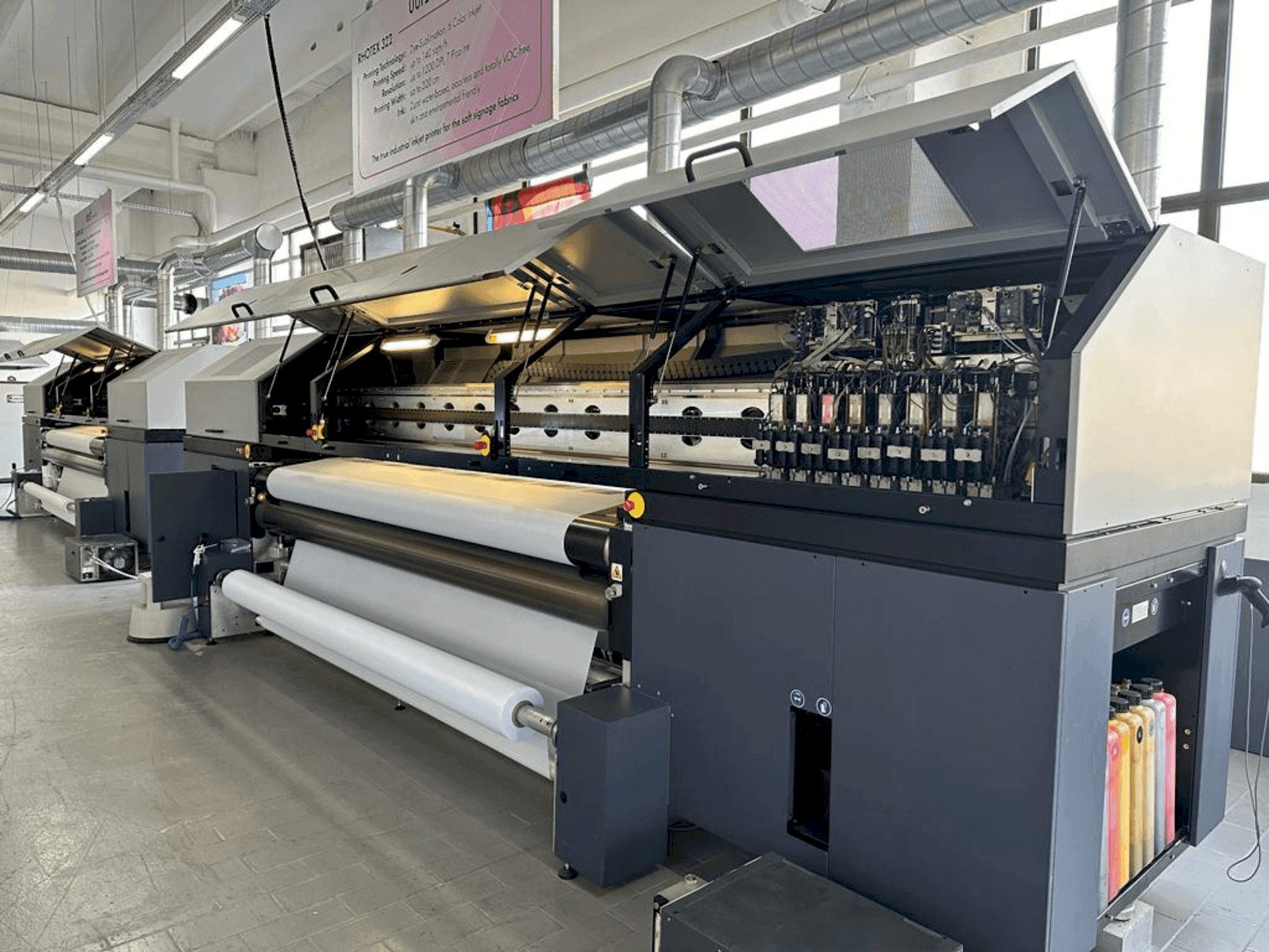 Front view of Durst Rhotex 322 machine