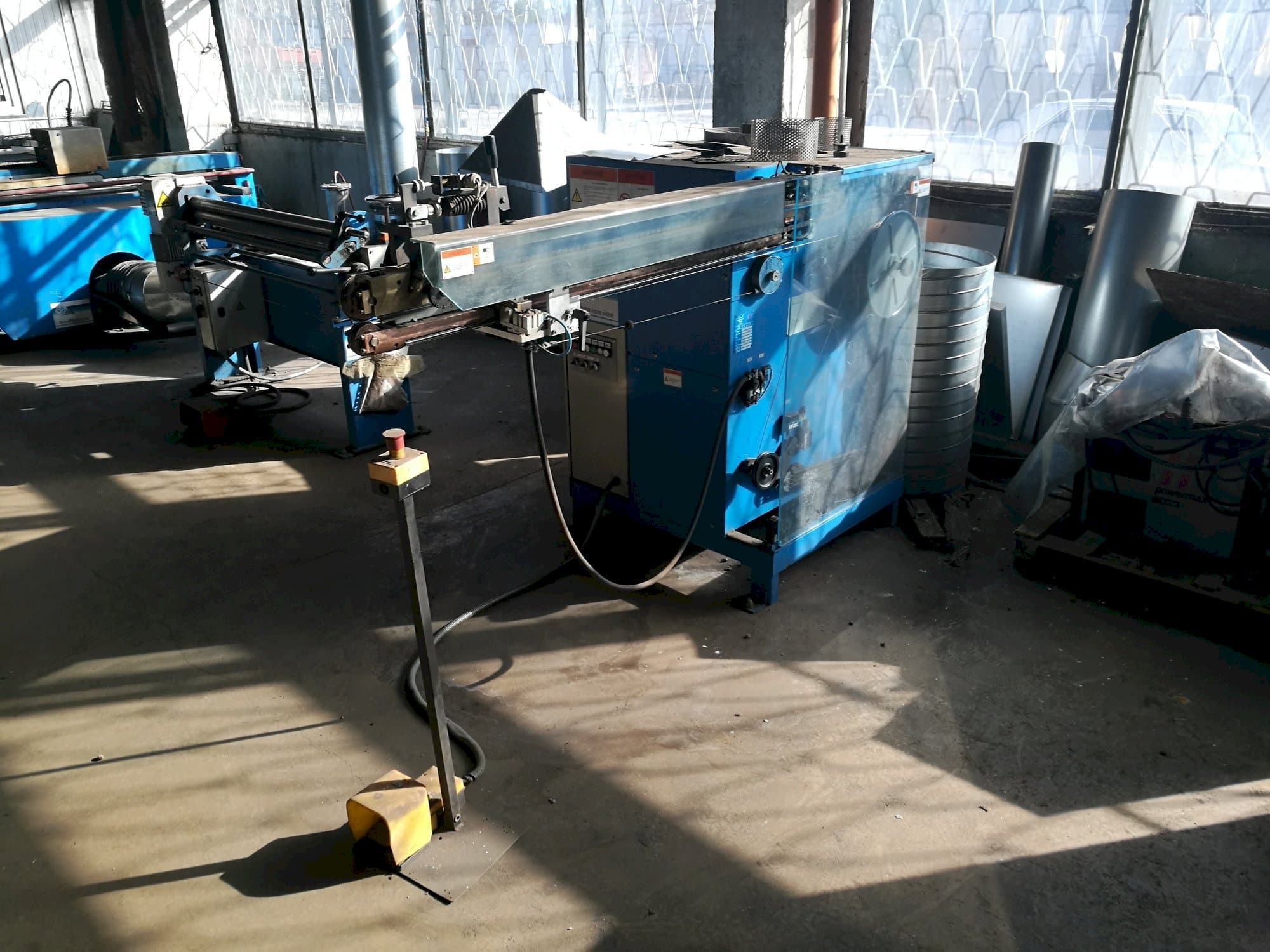 Front view of SPIRO VSTW-E Hg  machine