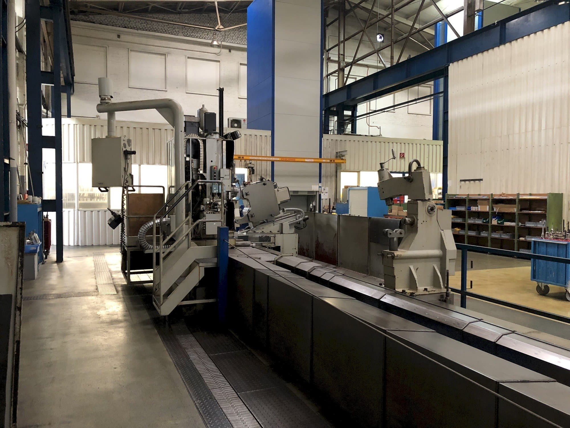 Front view of Tacchi Giacomo HD/3-120L CNC machine