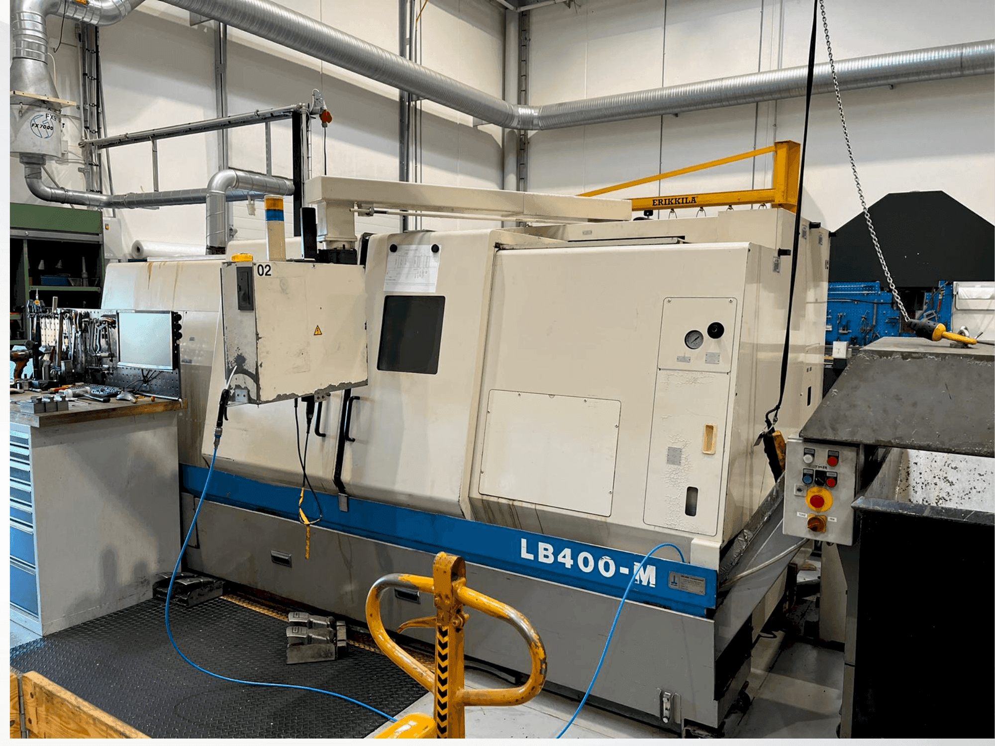 Front view of Okuma LB400 M machine