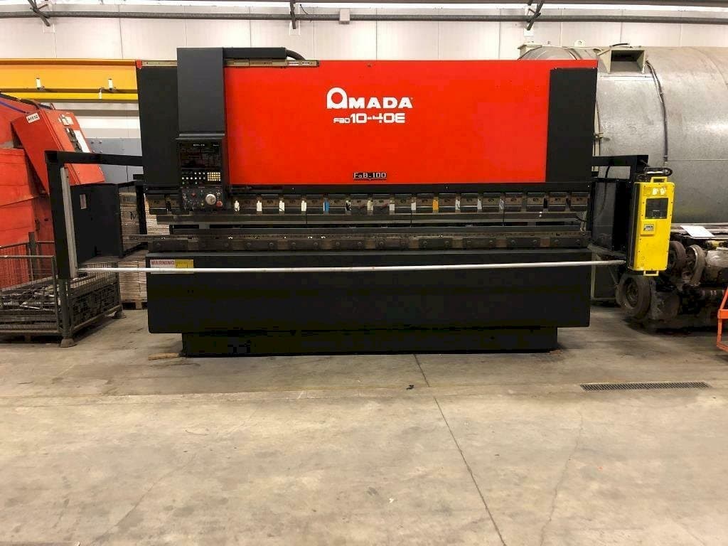 Front view of AMADA 10-40E machine