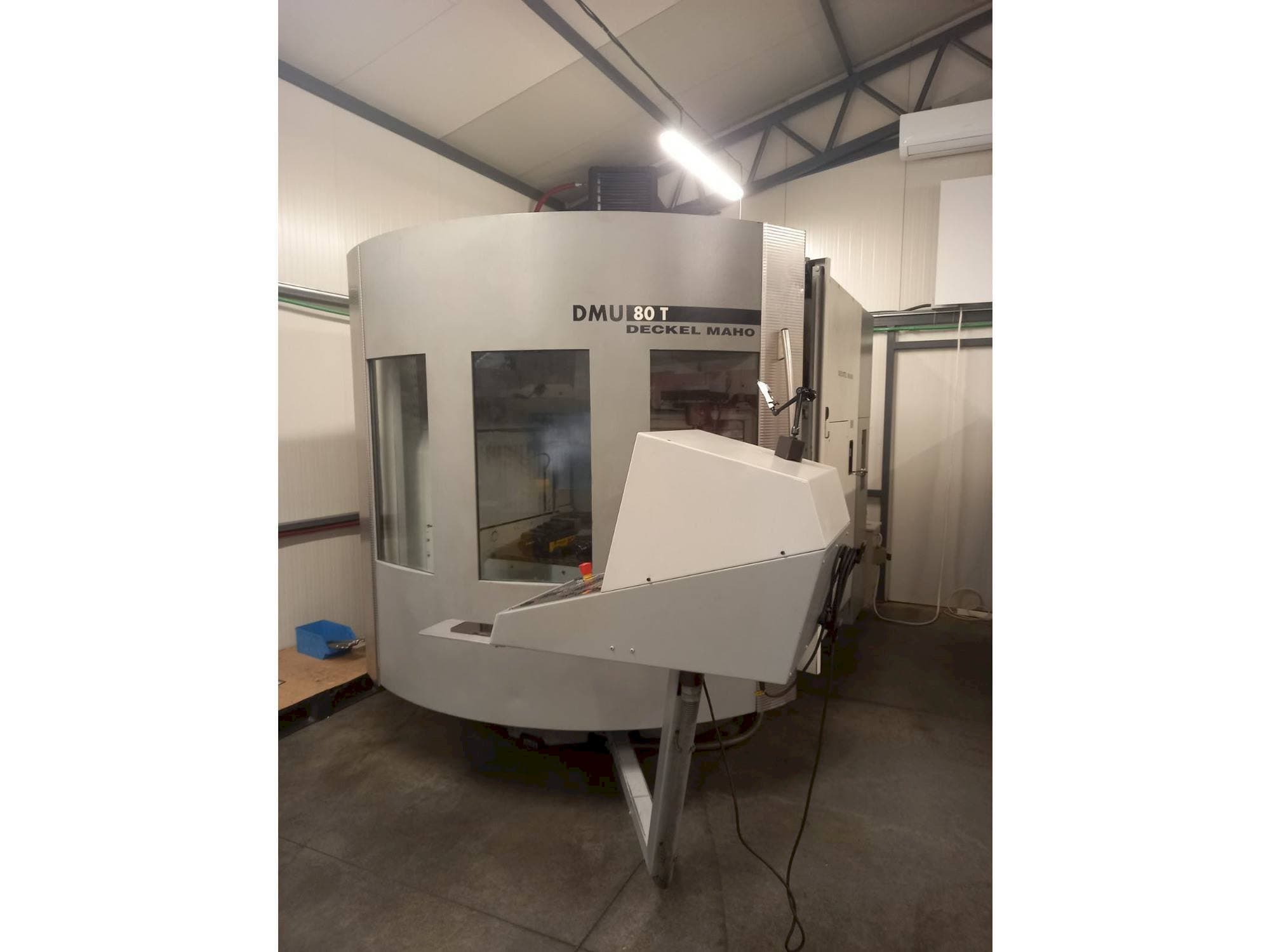 Front view of DECKEL MAHO DMU 80T machine