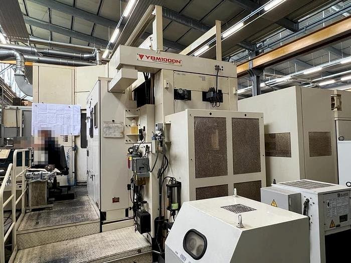 Front view of YASDA YBM 1000N machine