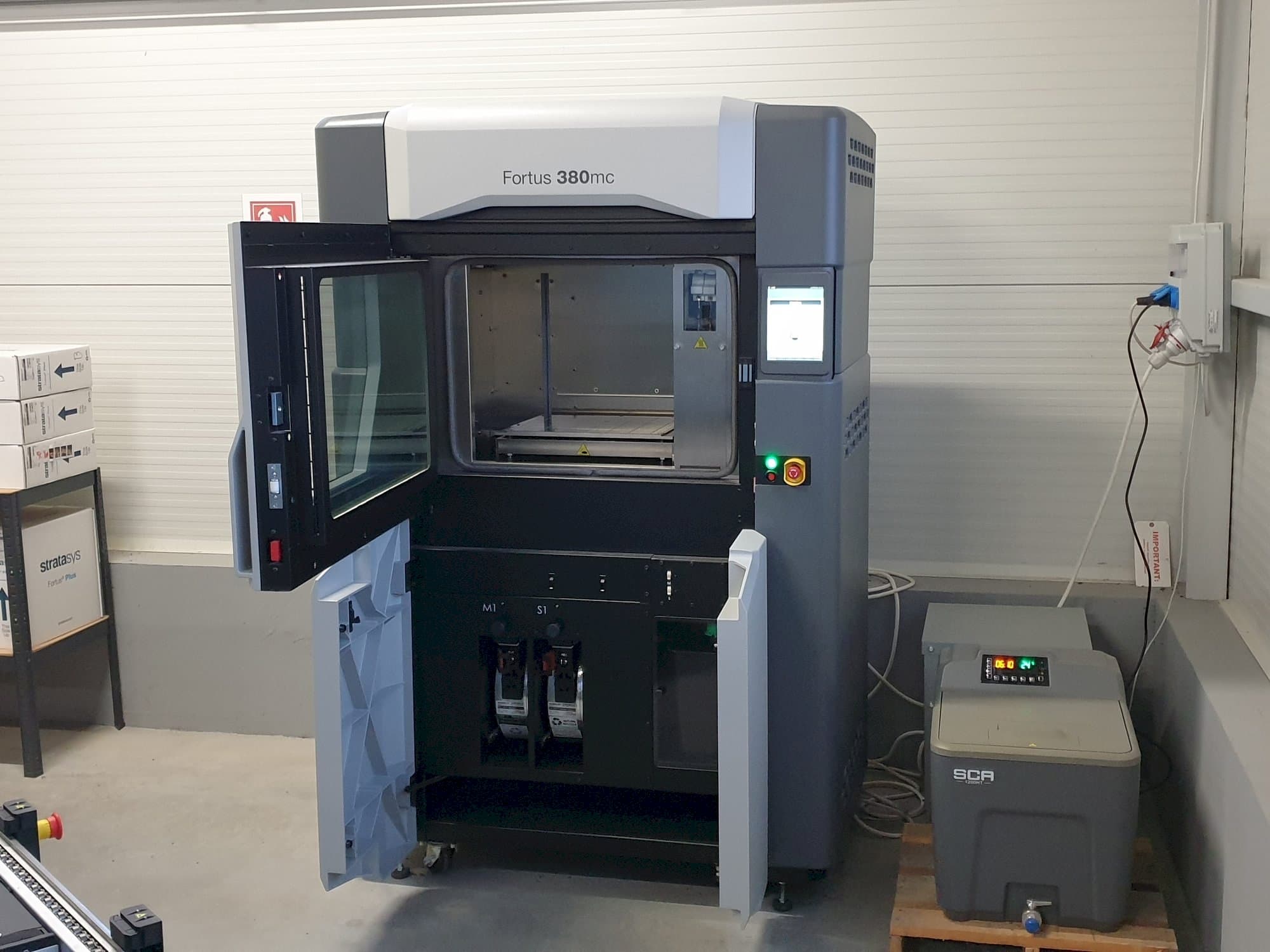 Front view of Stratasys Fortus 380mc  machine