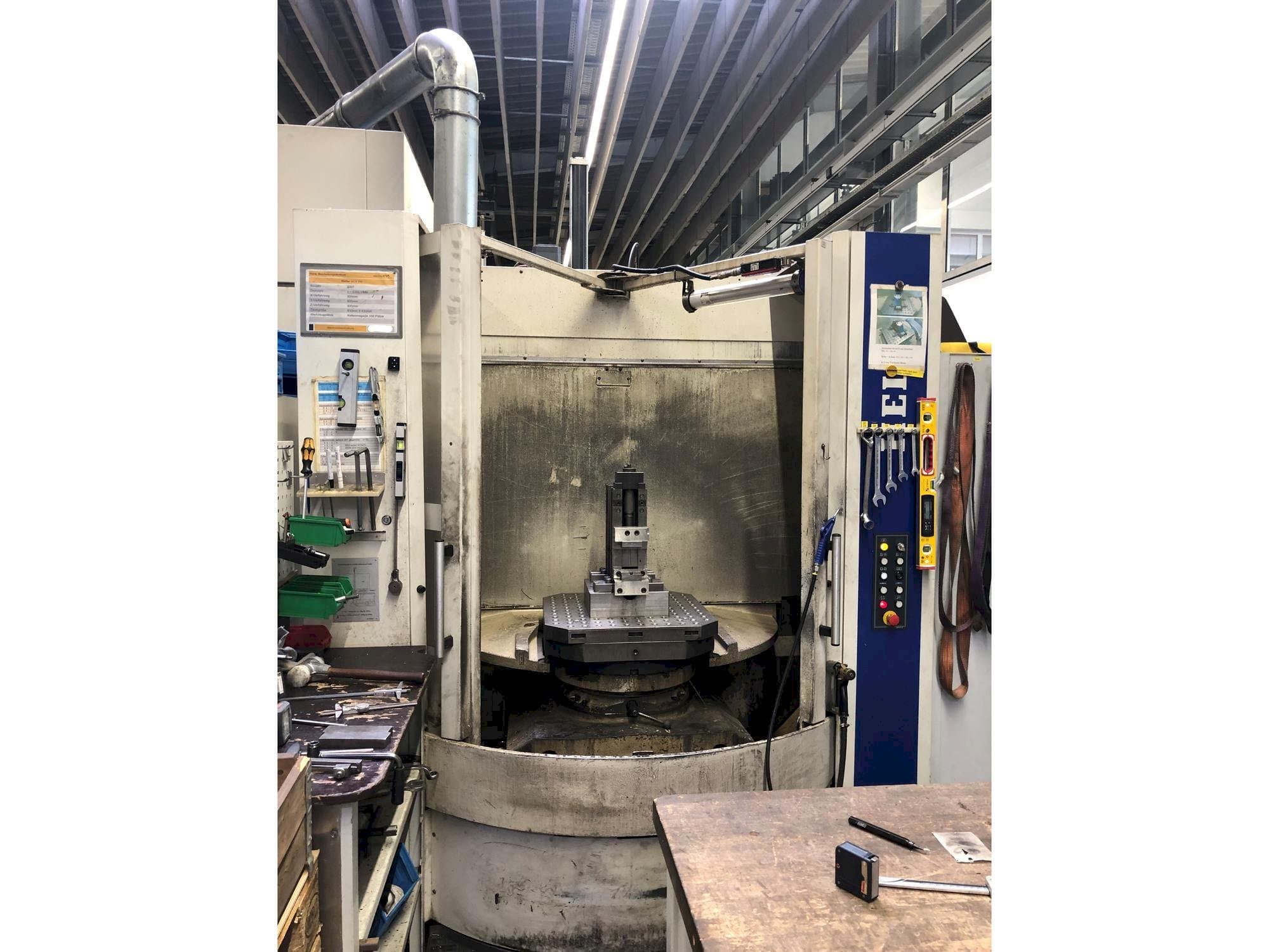 Front view of HELLER MCH 250 machine