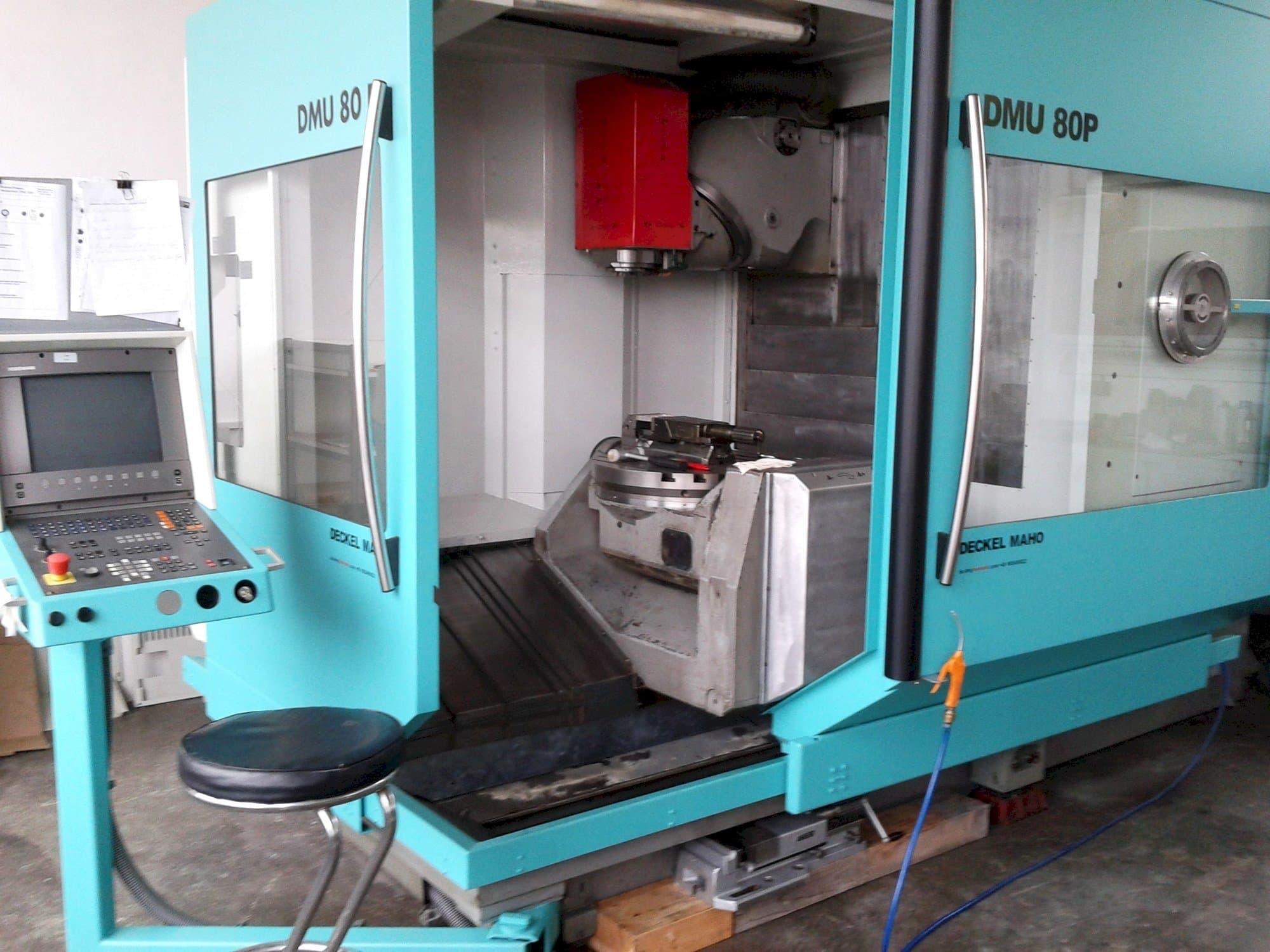 Front view of DECKEL MAHO DMU 80P  machine