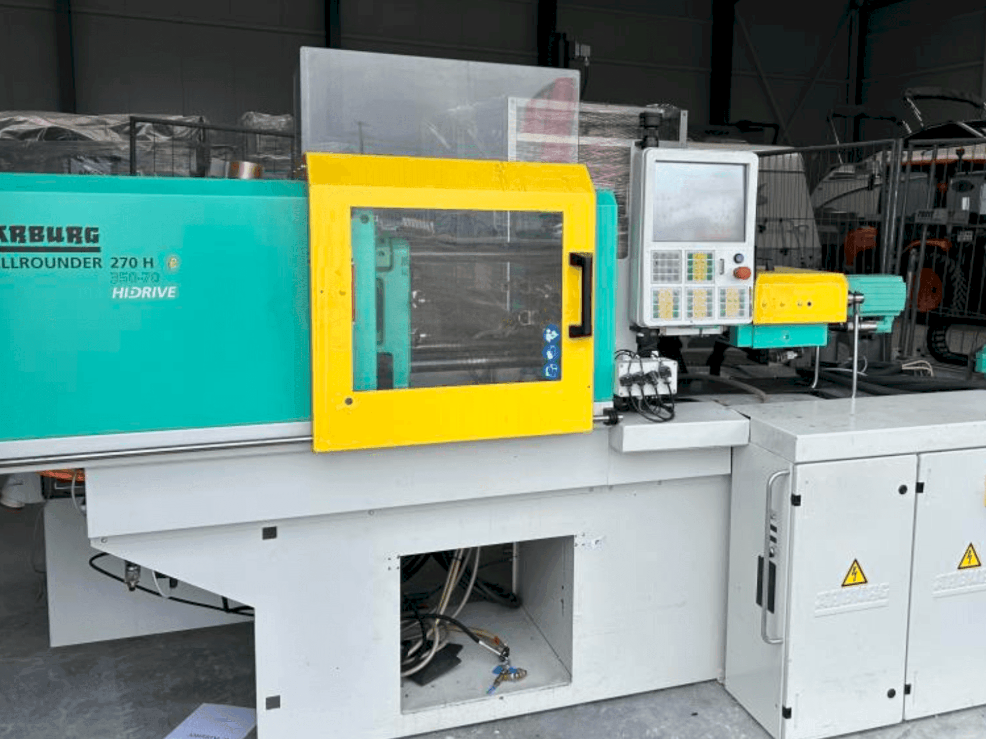 Front view of Arburg Allrounder 270 H 350-70  machine