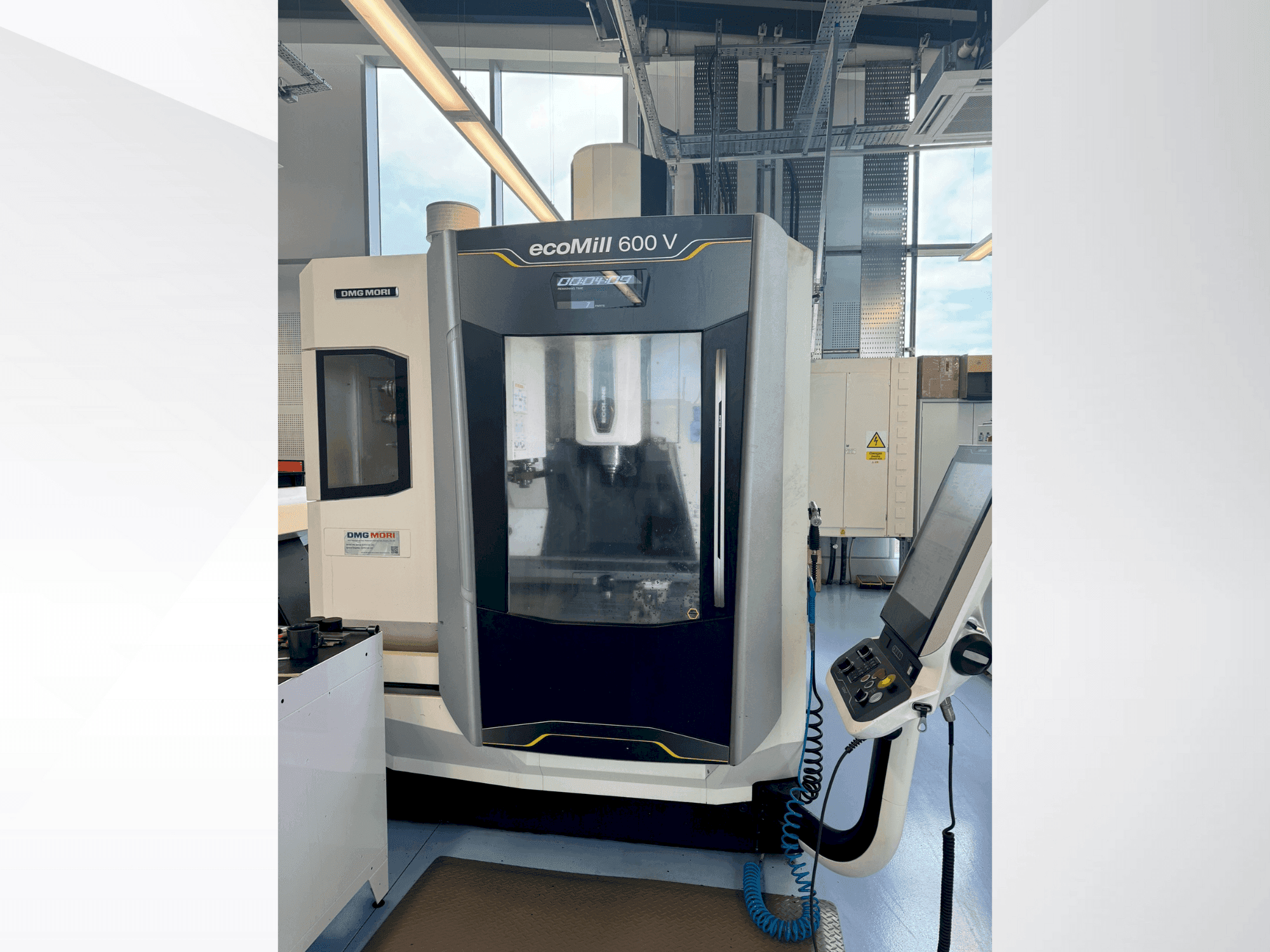 Front view of DMG MORI ecoMILL 600V machine