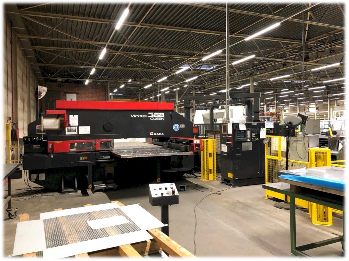 Front view of AMADA Vipros 368 Queen machine