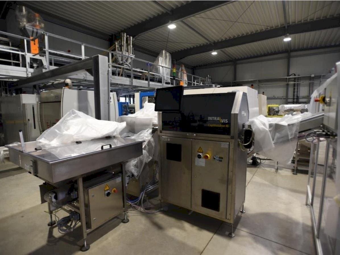 Front view of INTRAVIS Capwatcher 6275 machine