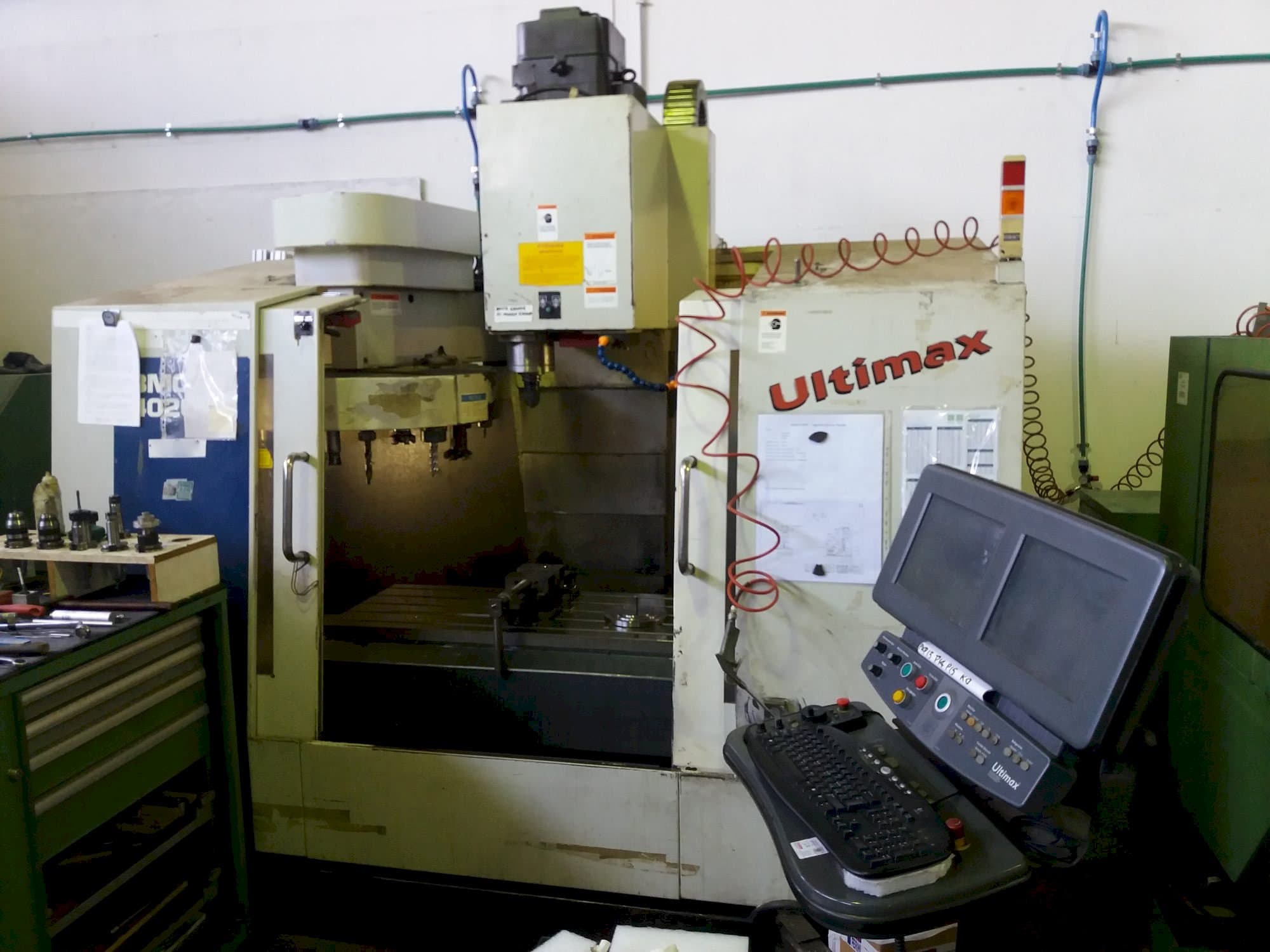Front view of Hurco BMC 420 HT machine