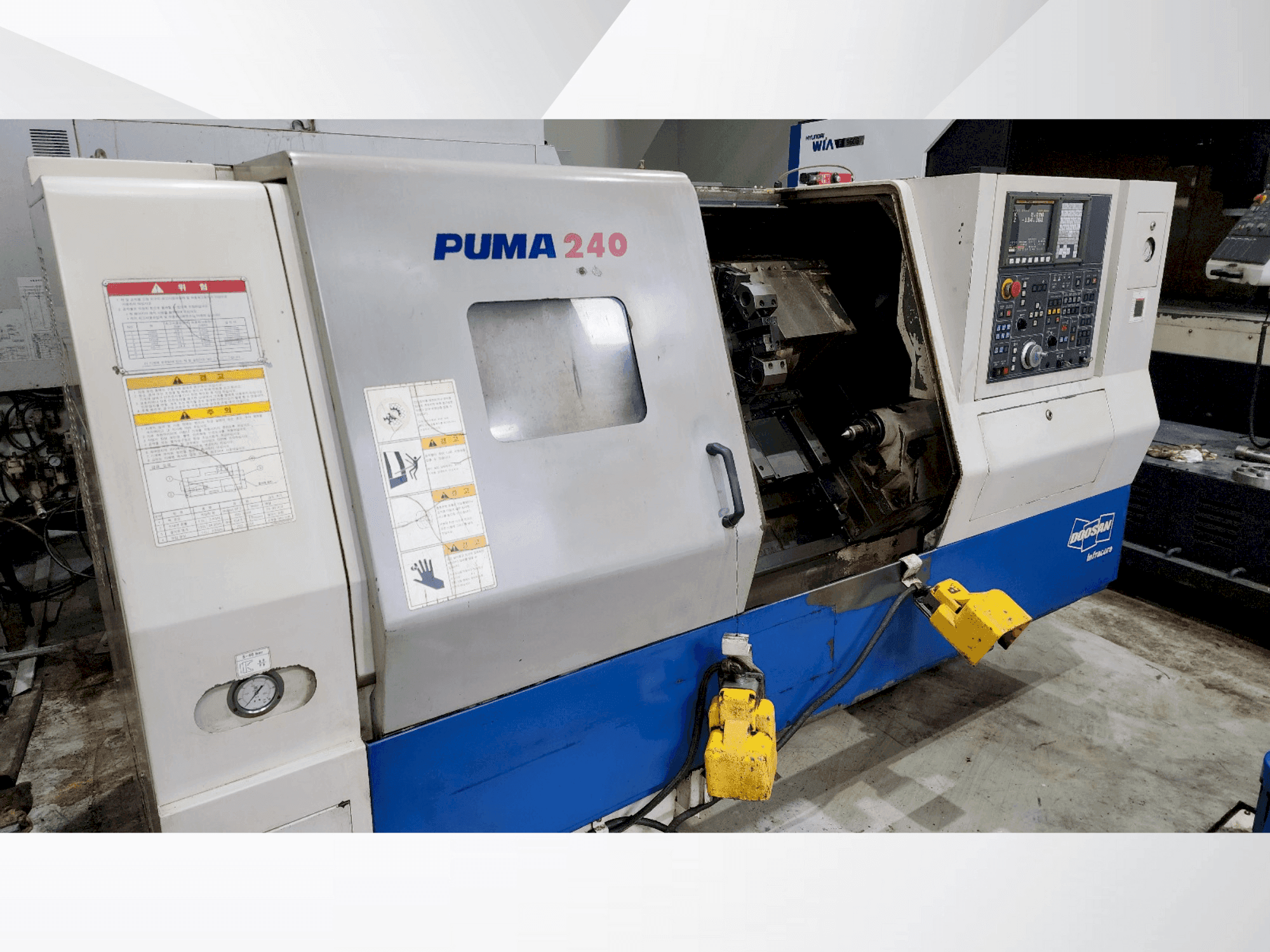 Front view of DOOSAN PUMA 240B  machine