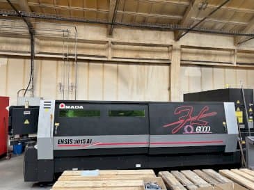 Front view of AMADA ENSIS-3015 AJ machine