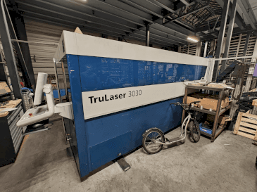 Front view of TRUMPF TruLaser 3030 Fiber machine