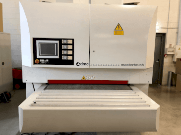 Front view of DMC MASTERBRUSH MB 1350 M4 (2011) machine