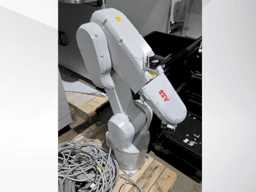 Front view of ABB IRB 1200-5/0.9  machine