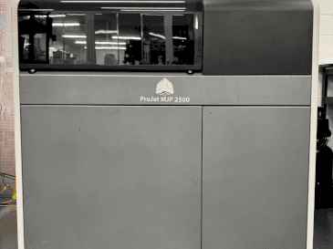 Front view of STEINER Projet MJP 2500 Plus machine