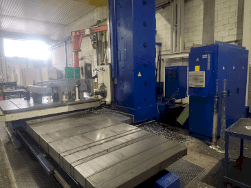 Front view of TOS WHN 13.8  machine