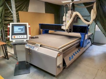 Front view of MECANUMERIC Mecapro PRO 3020 machine
