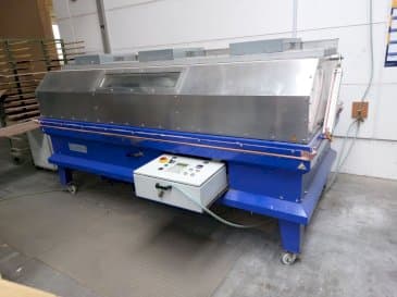 Front view of Columbus MULTIMAT  machine