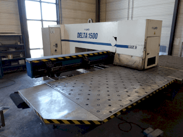 Front view of LVD DELTA 1500 LB  machine