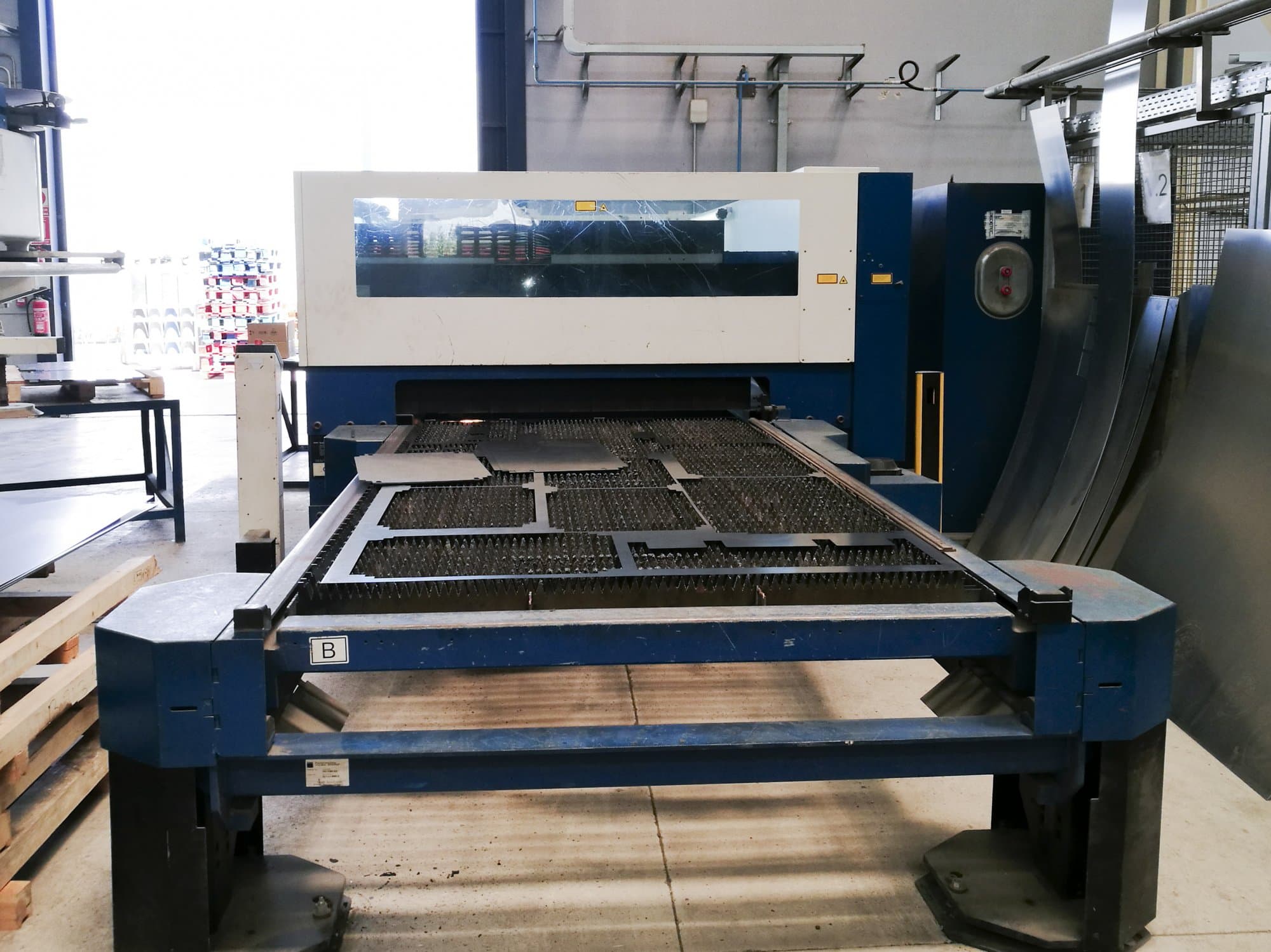 Front view of Trumpf TruLaser 3530 machine