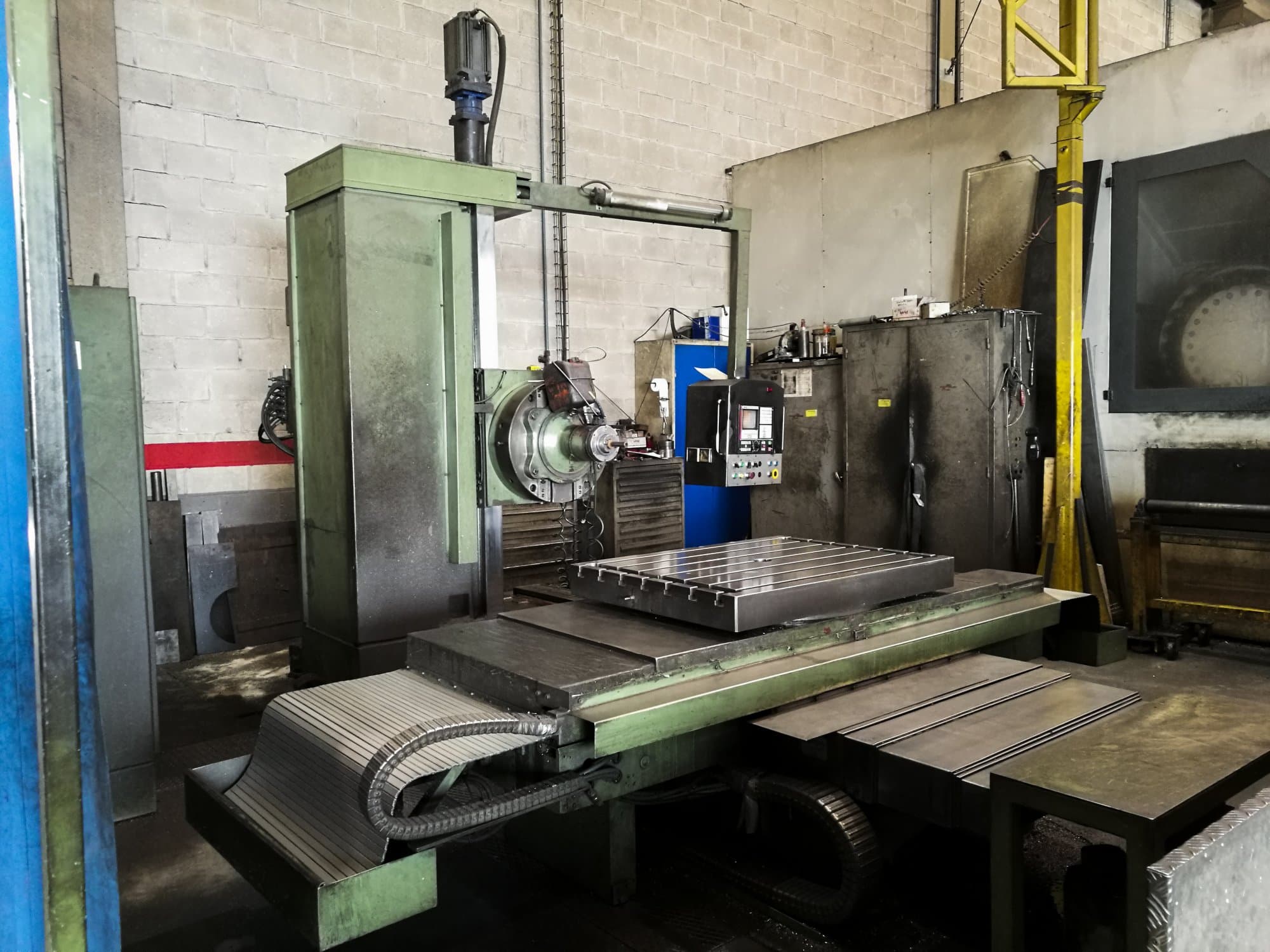 Left view of PEGARD AF8 machine