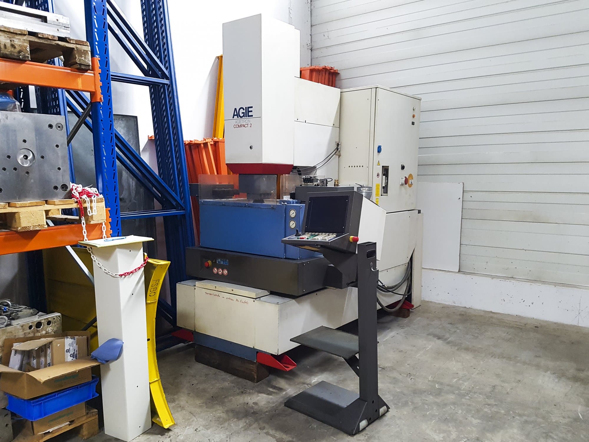 Right view of AGIE AGIETRON Compact 2 machine