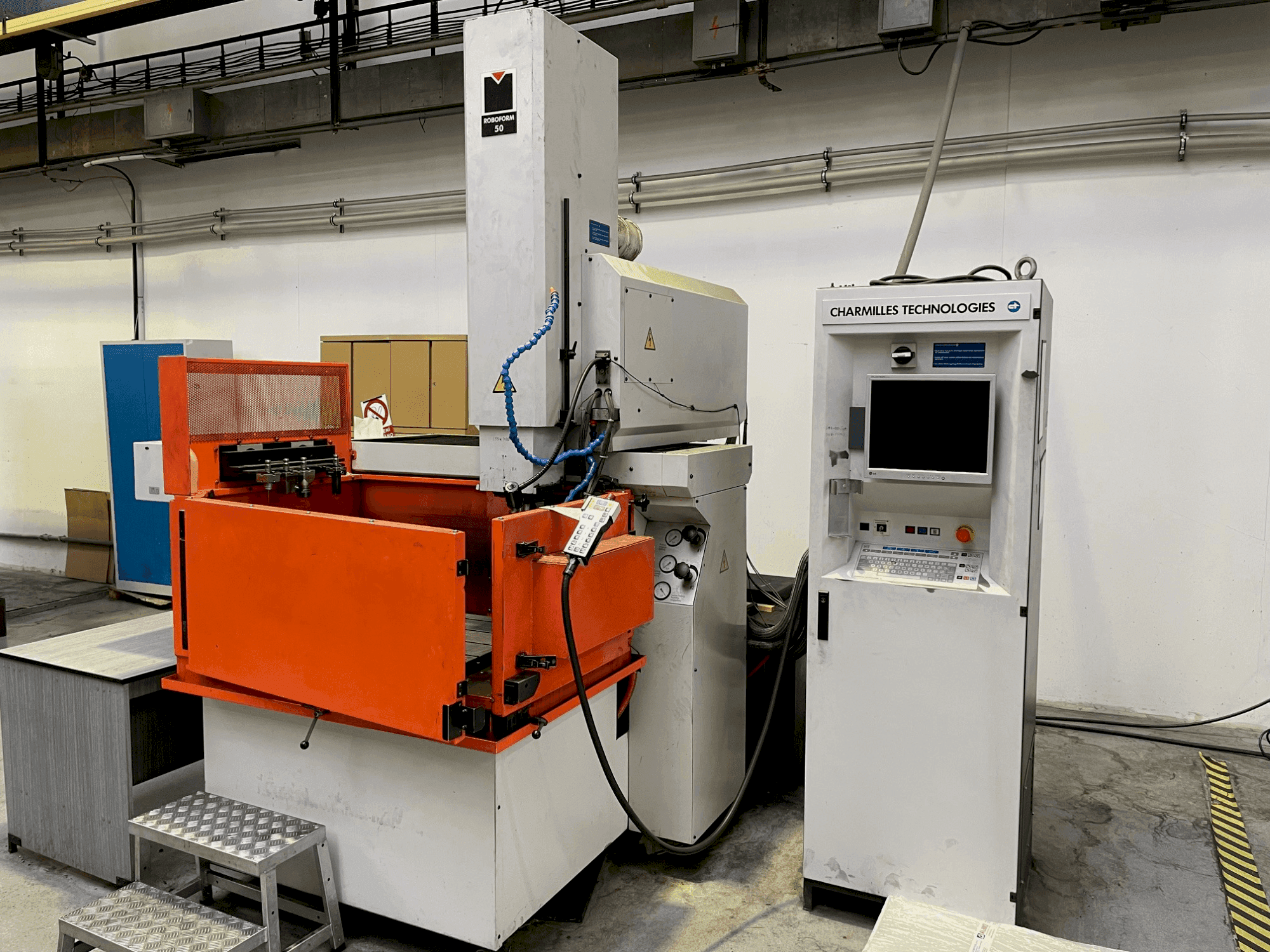 Front view of CHARMILLES Roboform 50 machine