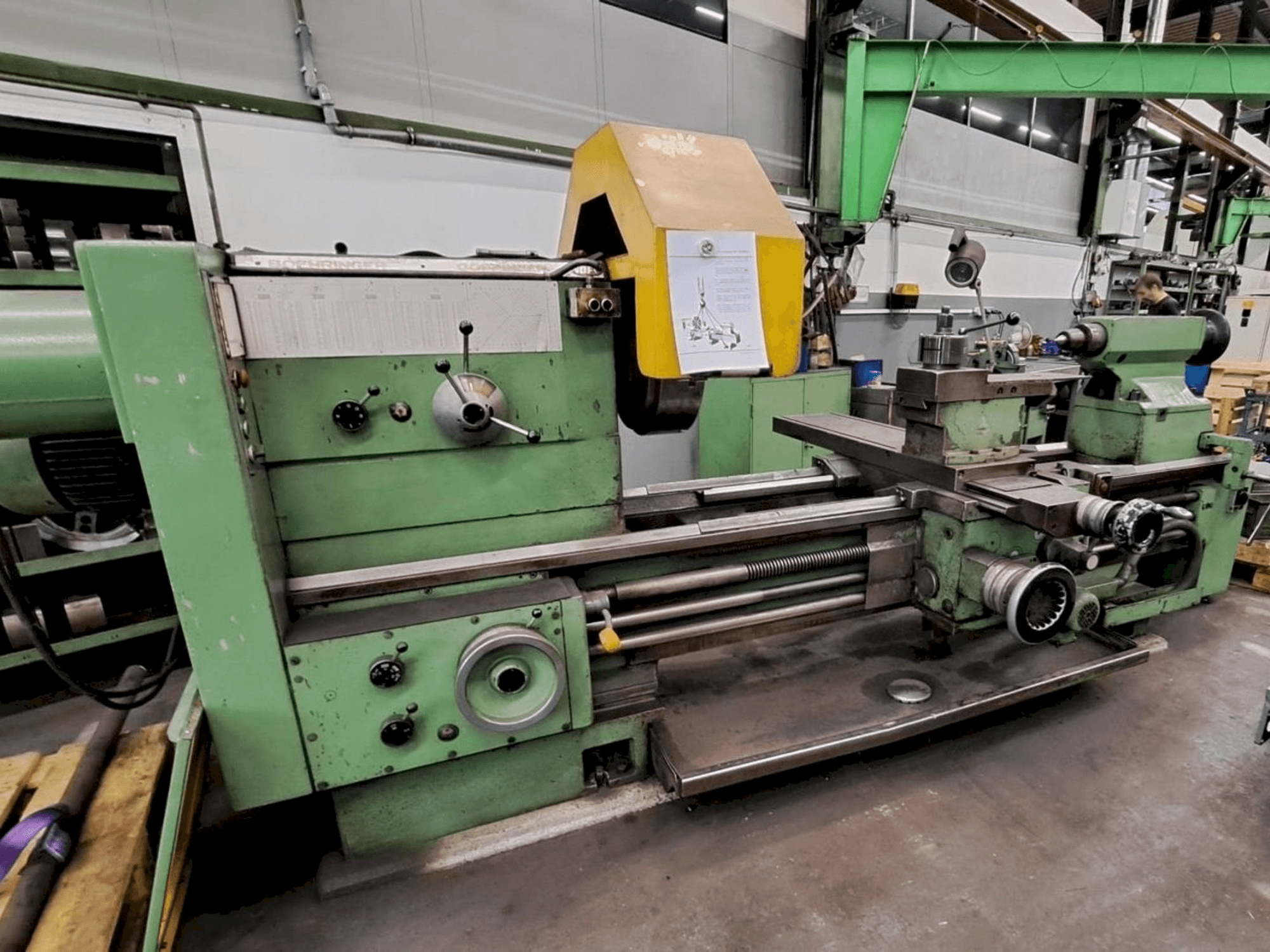 Front view of BOEHRINGER VDF V 800 machine