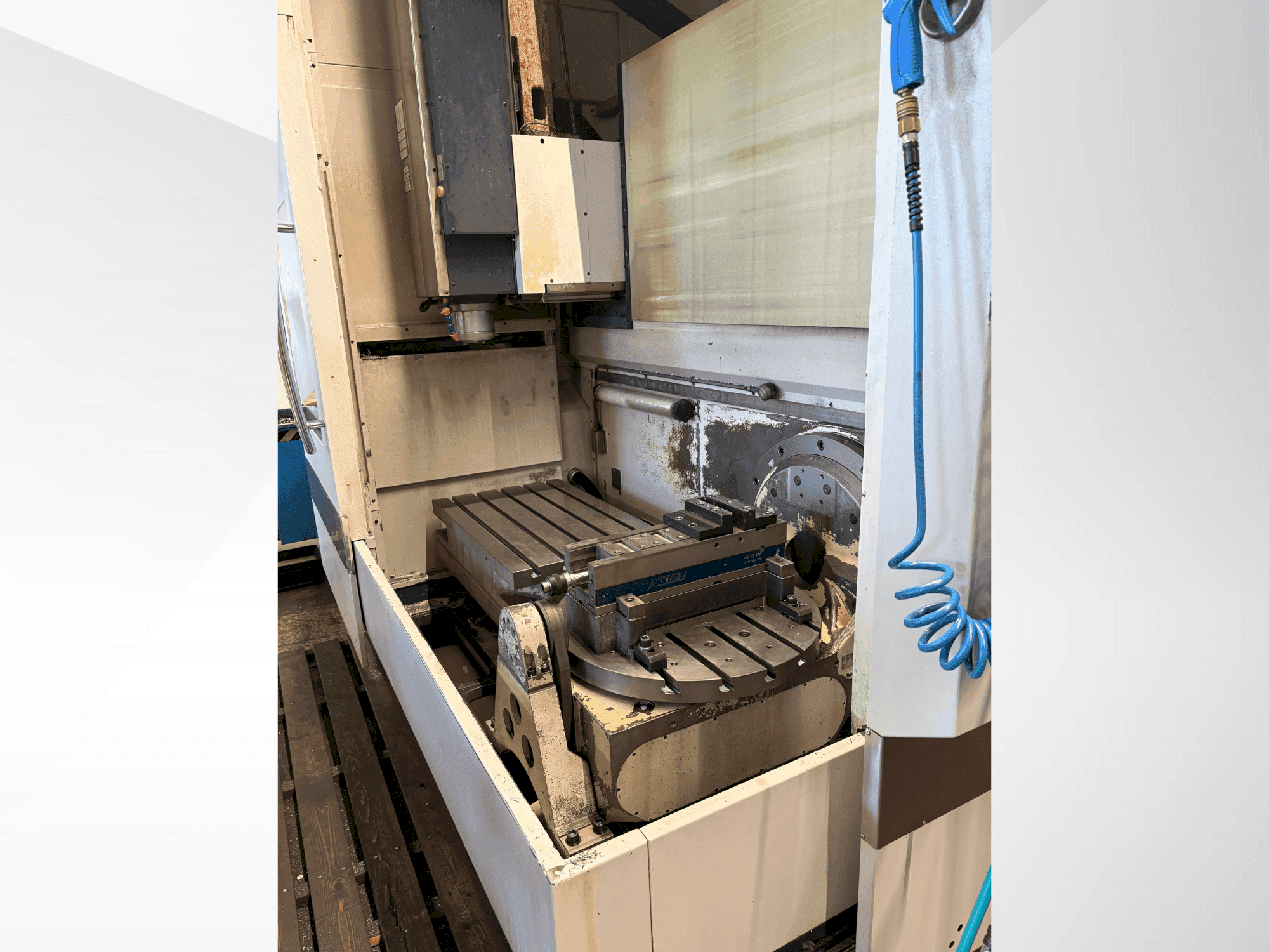 Front view of SPINNER U-1520 machine