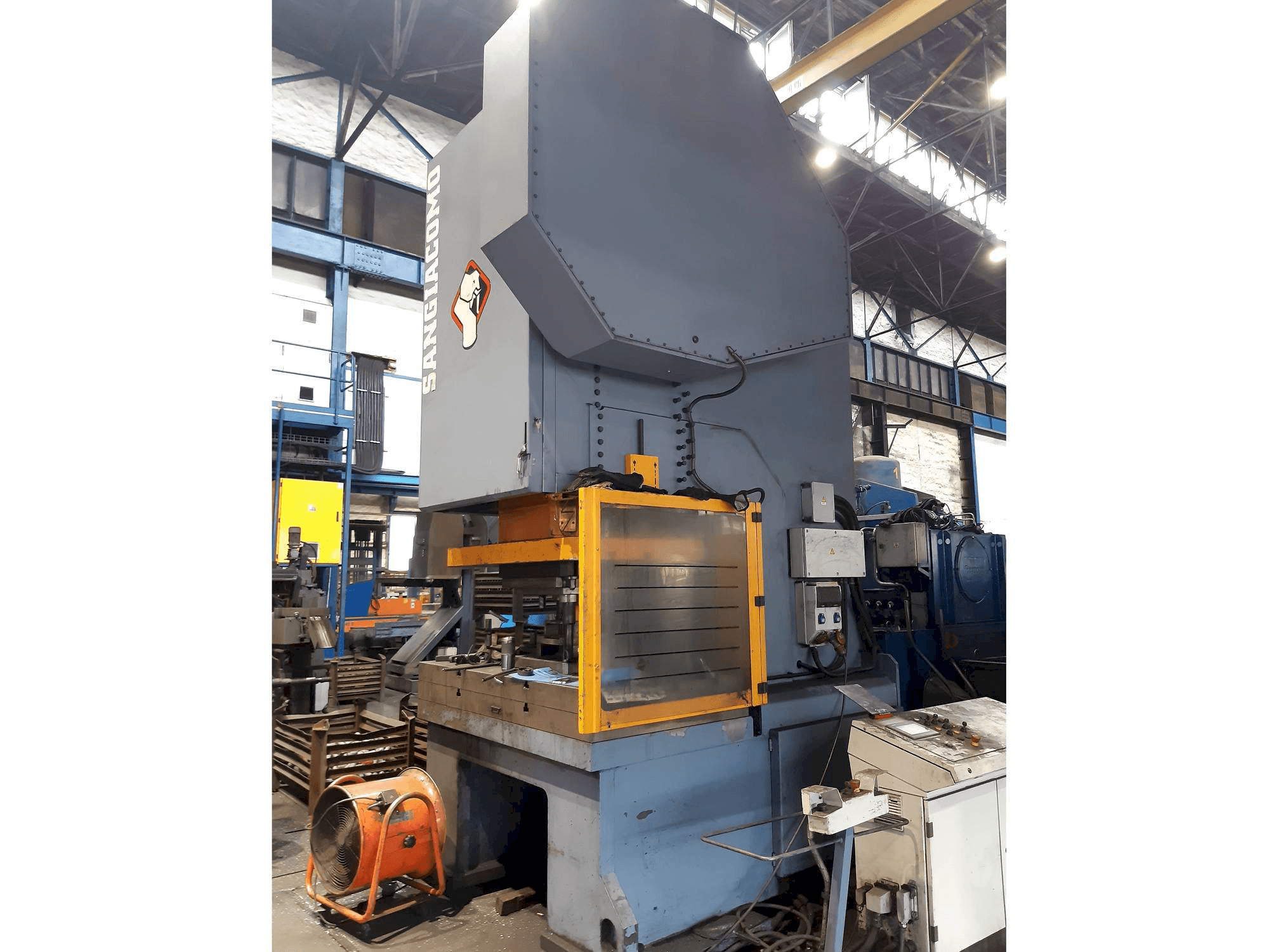 Front view of Sangiacomo T.450 RCE machine