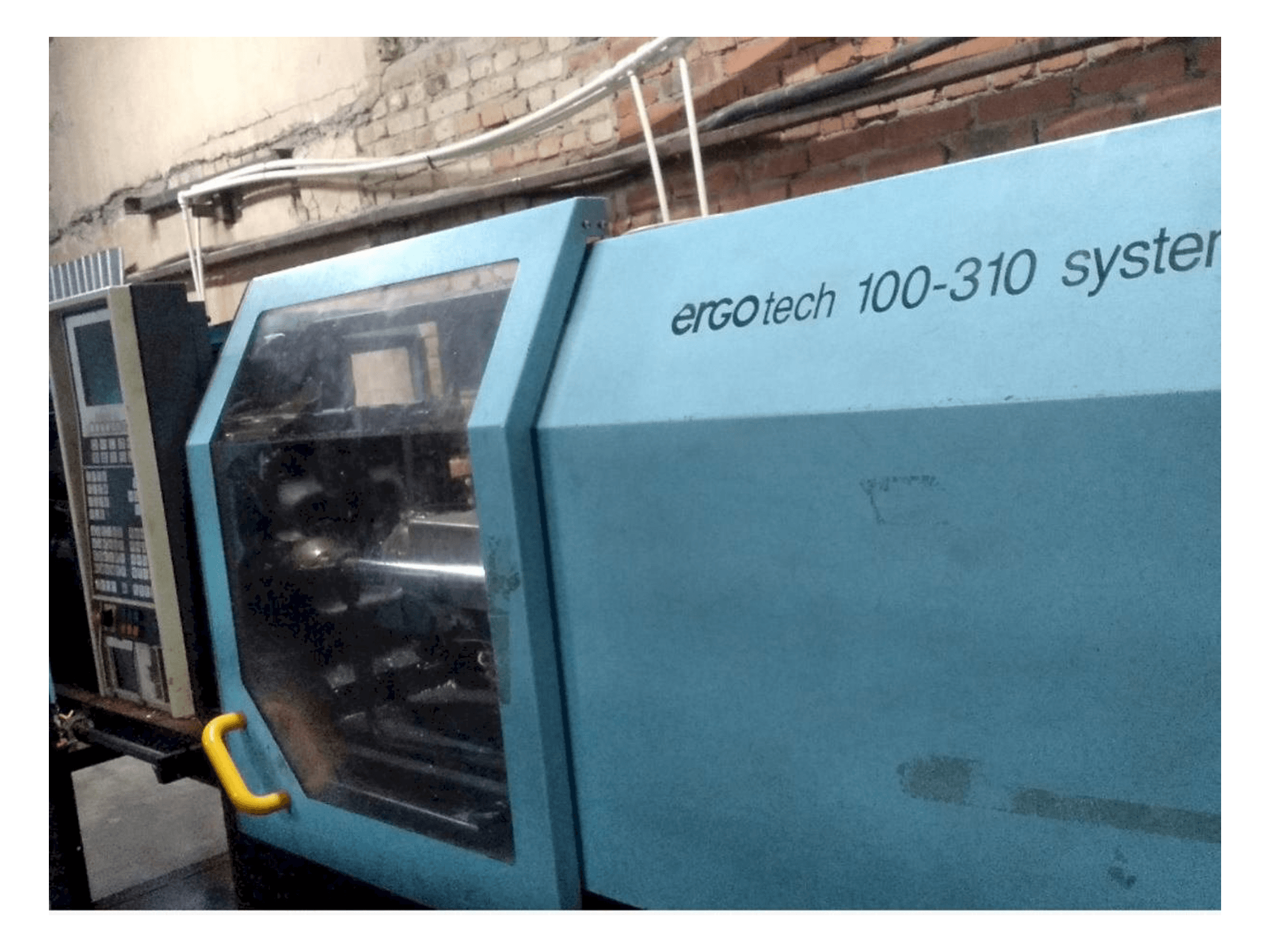 Front view of DEMAG ERGOtech system 100-310 machine