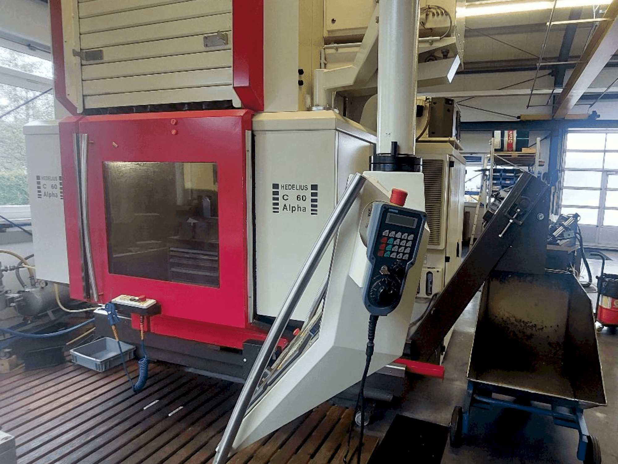 Front view of HEDELIUS C60 ALPHA 800 machine