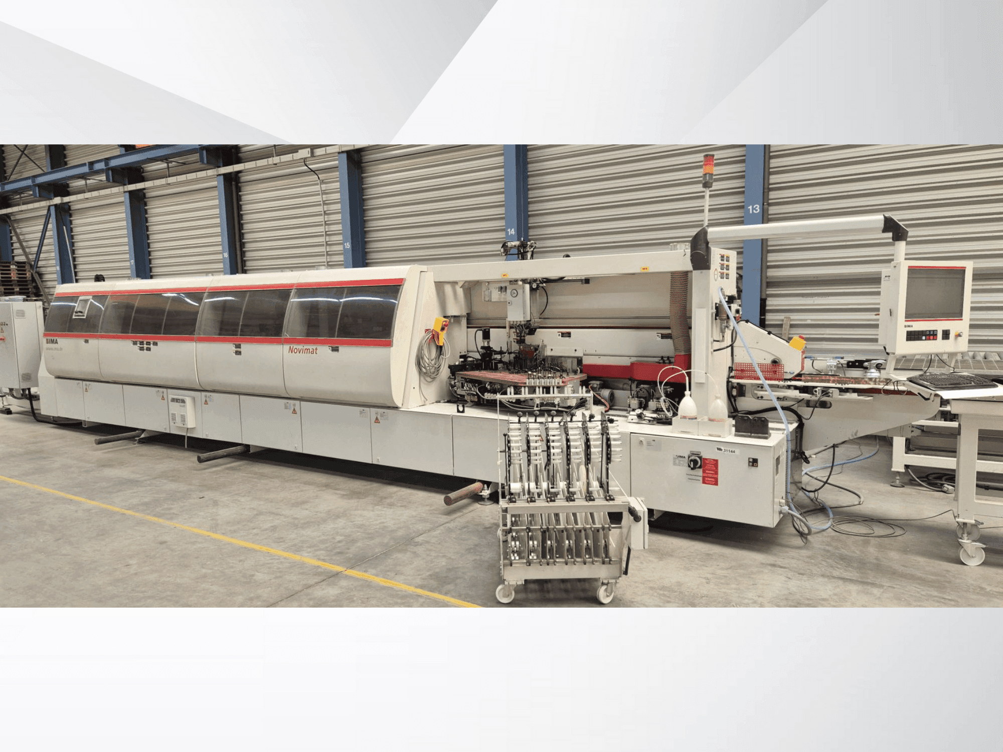 Front view of IMA Novimat Concept / I / G80 / 440 / R3 machine