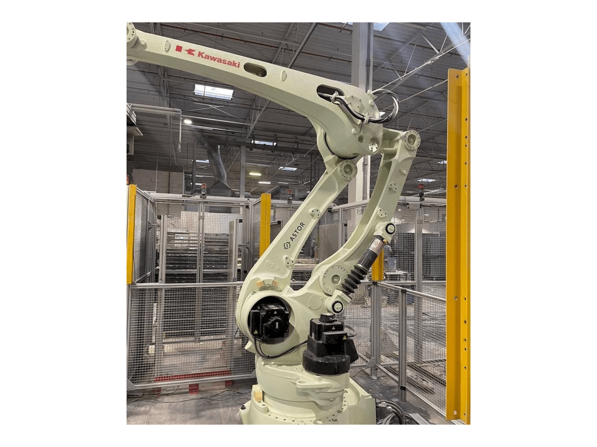 Front view of Kawasaki 3CP180L-AC03 machine