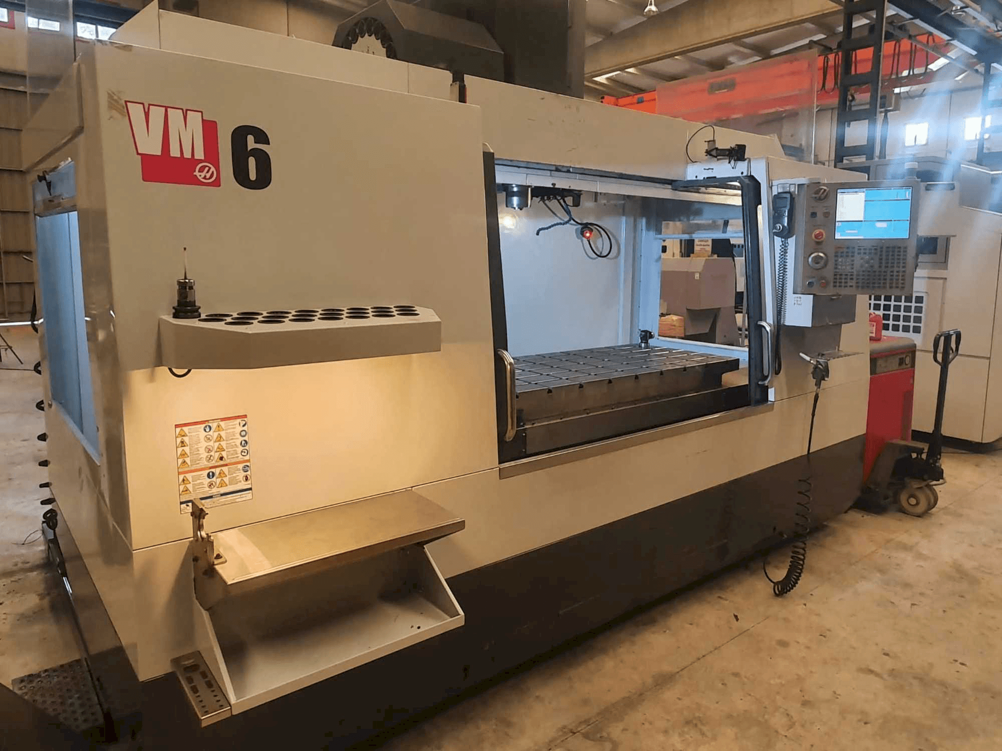 Front view of HAAS VM6 machine