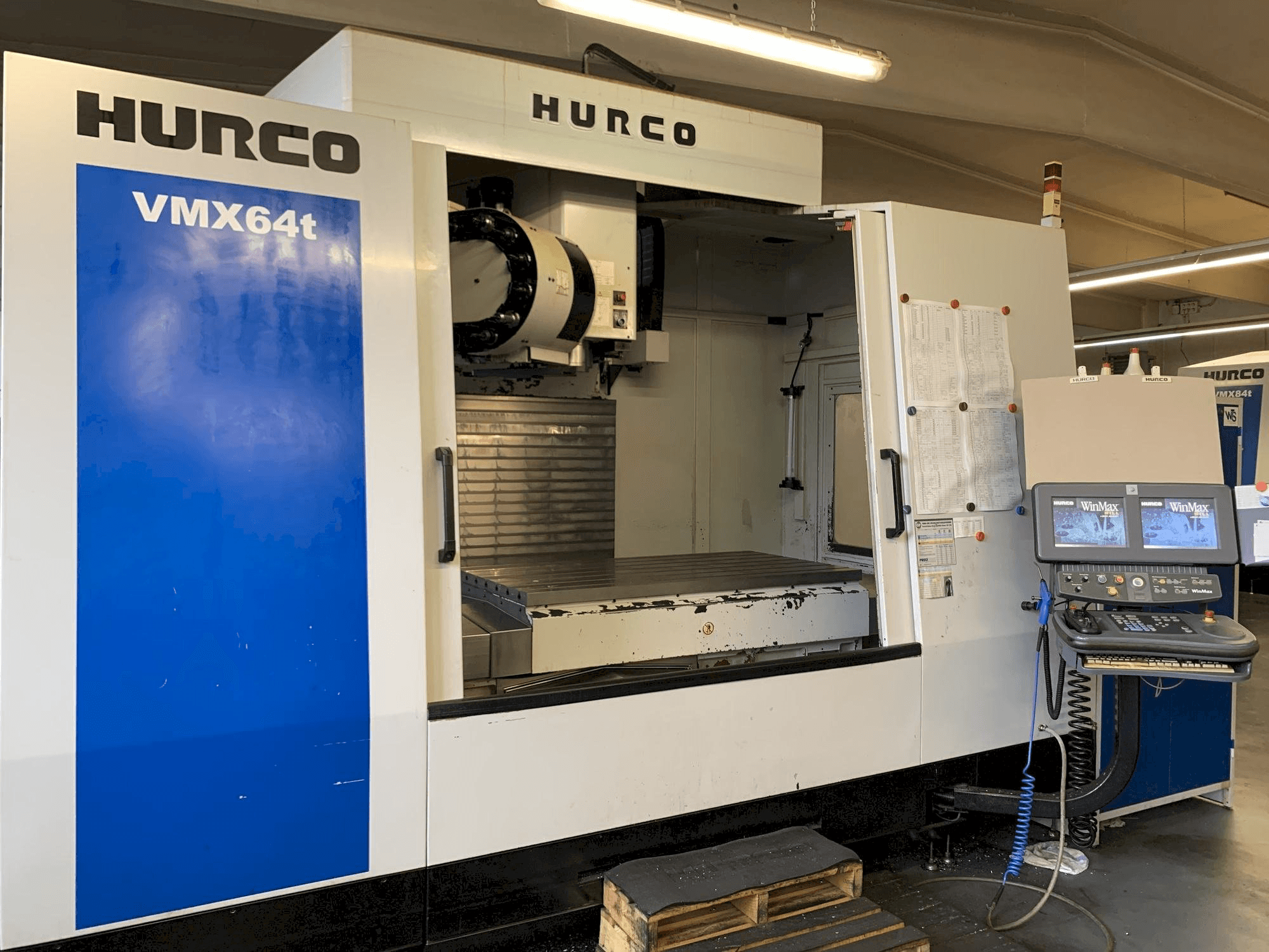 Front view of Hurco VMX 64 T machine
