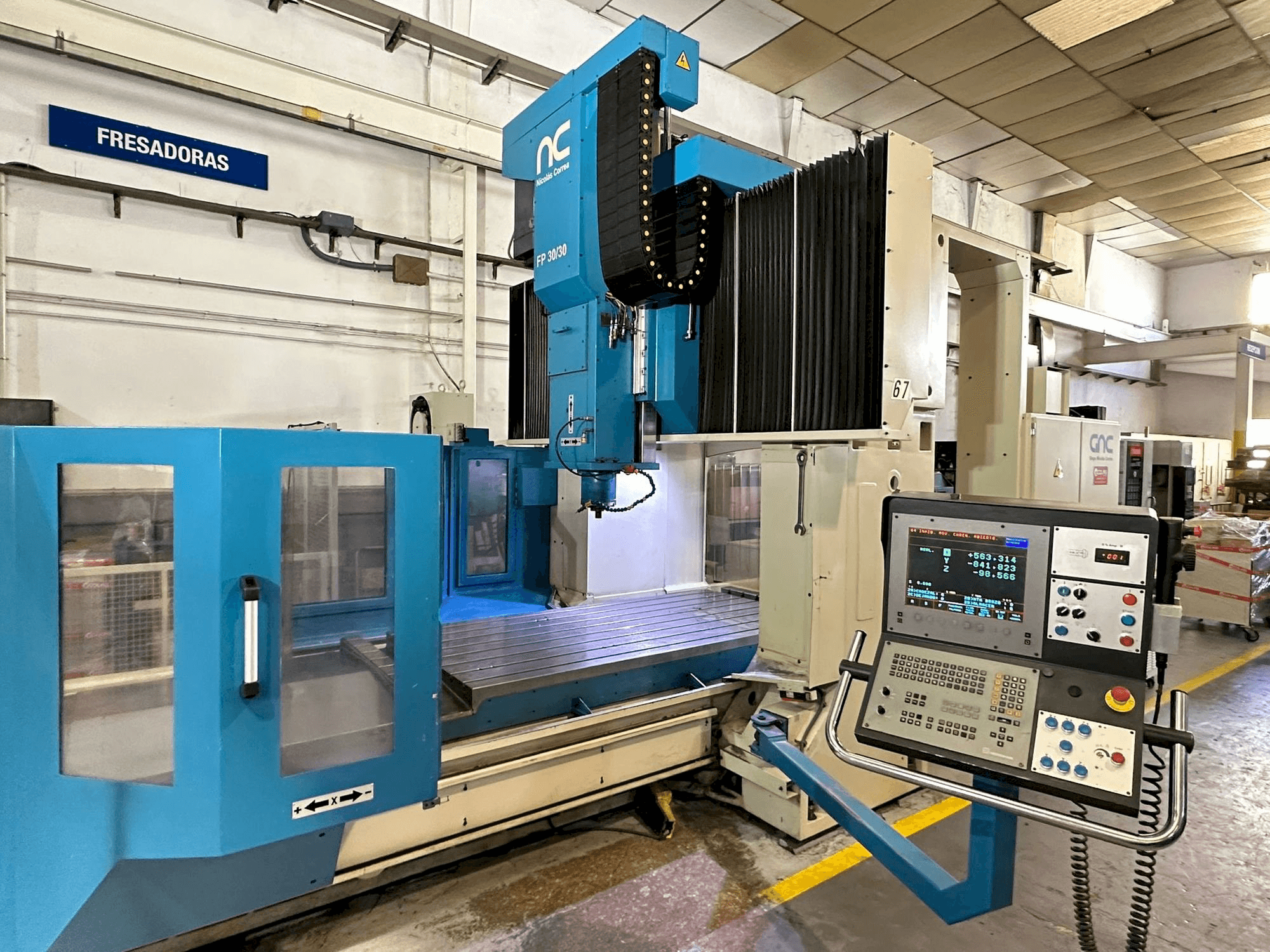 Front view of NIEDERBERGER FP30/30 machine