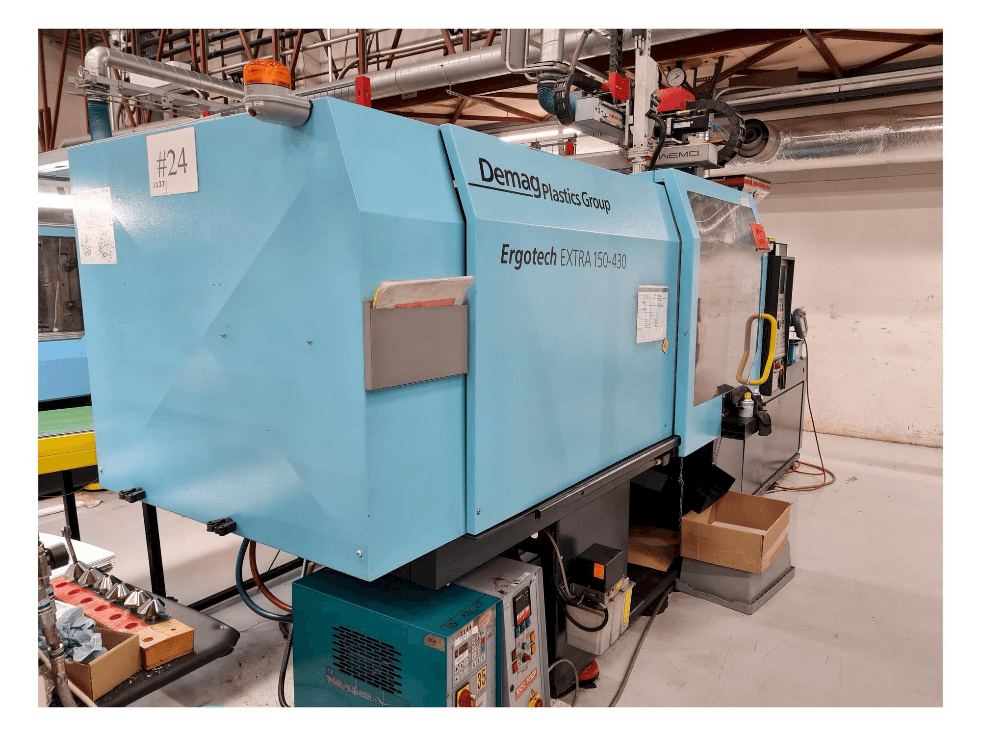 Front view of DEMAG Ergotech EXTRA 150-430 machine