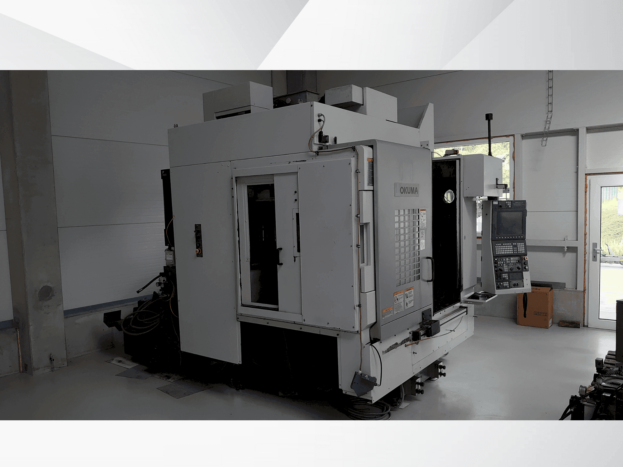 Front view of Okuma MU-400VA machine