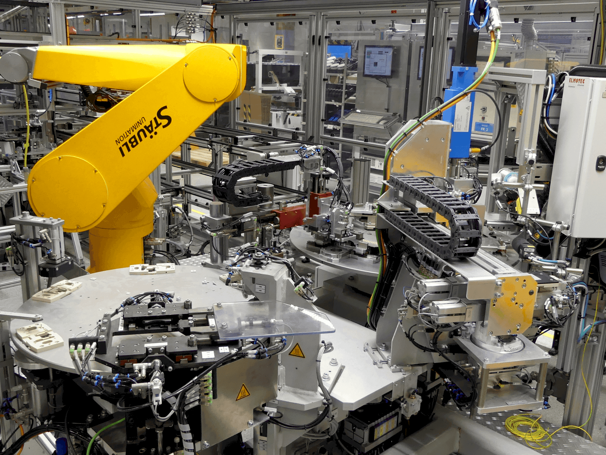 Front view of ELMOTEC 16479 machine