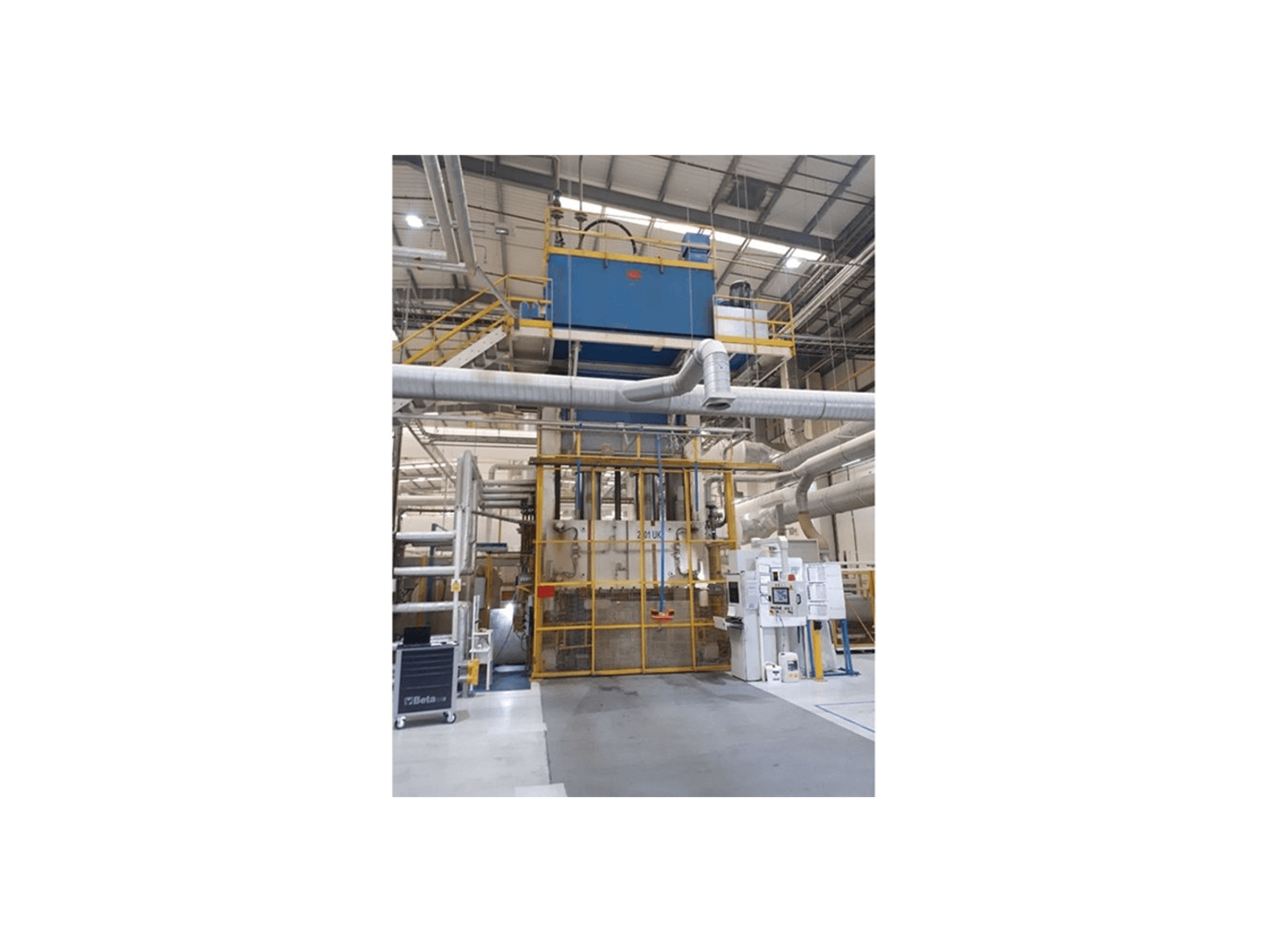 Front view of Pinette 2000 Ton machine