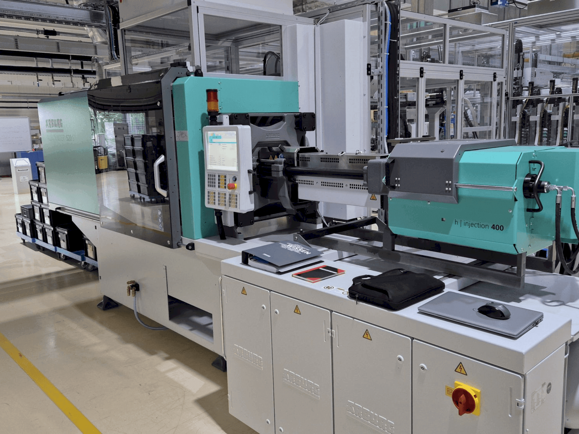 Front view of Arburg Allrounder 520S 1600-400 machine