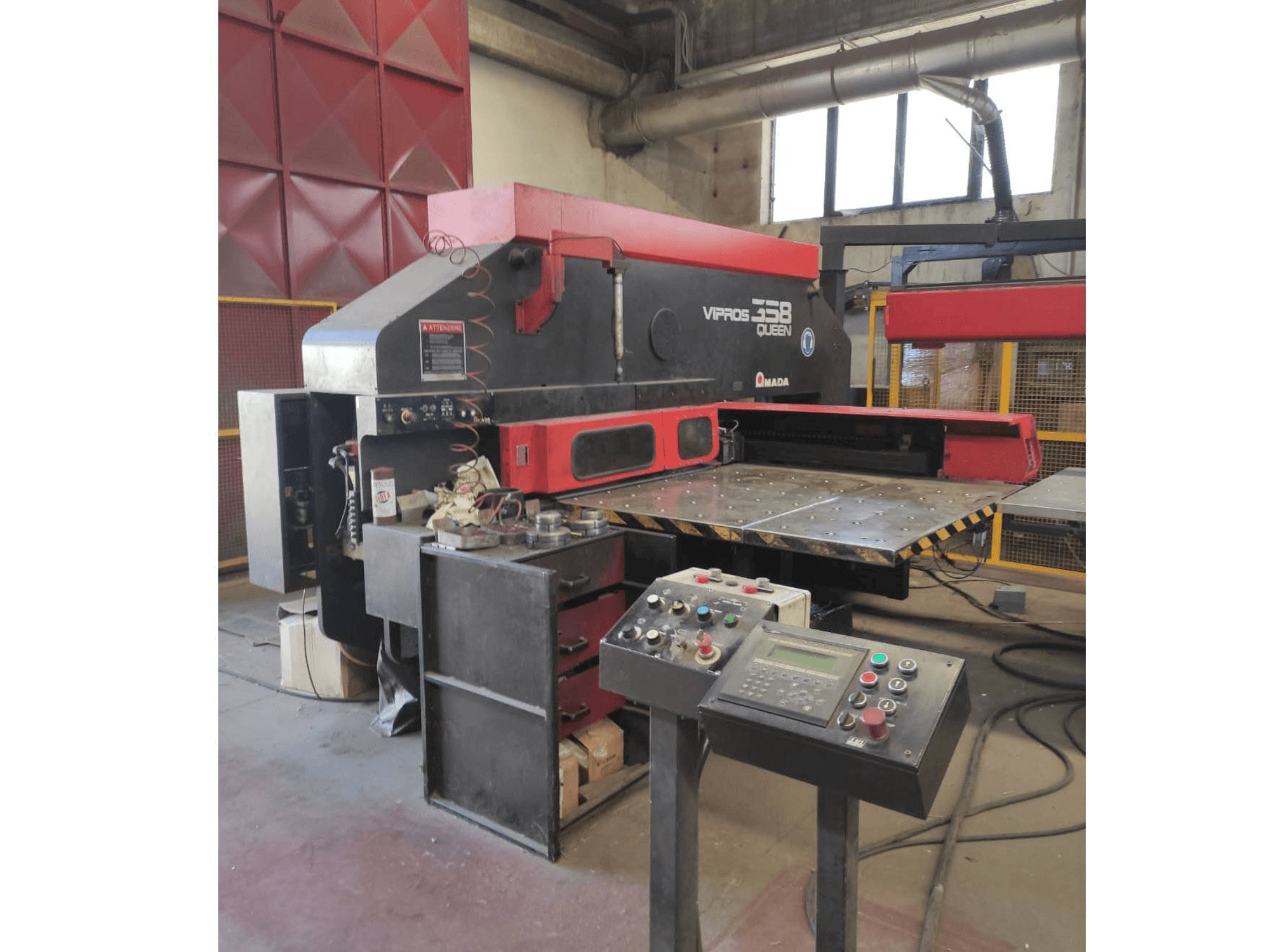 Front view of AMADA VIPROS 358 machine