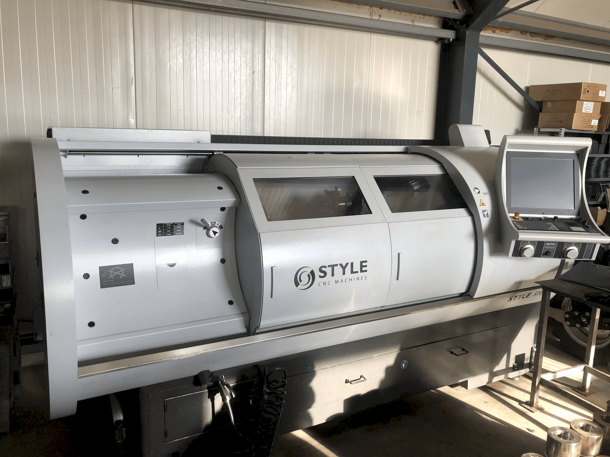 Front view of STYLE 510 machine